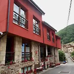 Casucas De Remona *
